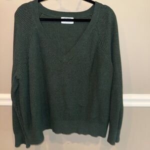 OLD NAVY Dark Green Sweater with V-neckline